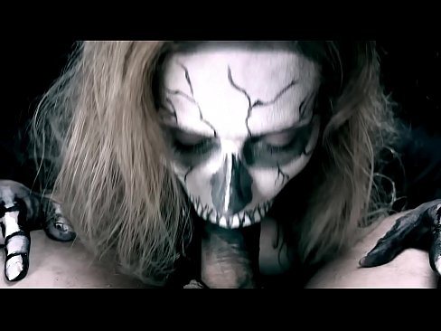 ❤️ ʻO ke kaikamahine daimonio e omo ana i ka moa me kona waha ʻeleʻele a me ka ʻai ʻana. ❤❌ Fuck video ma haw.porngifmag-com.ru ️❤